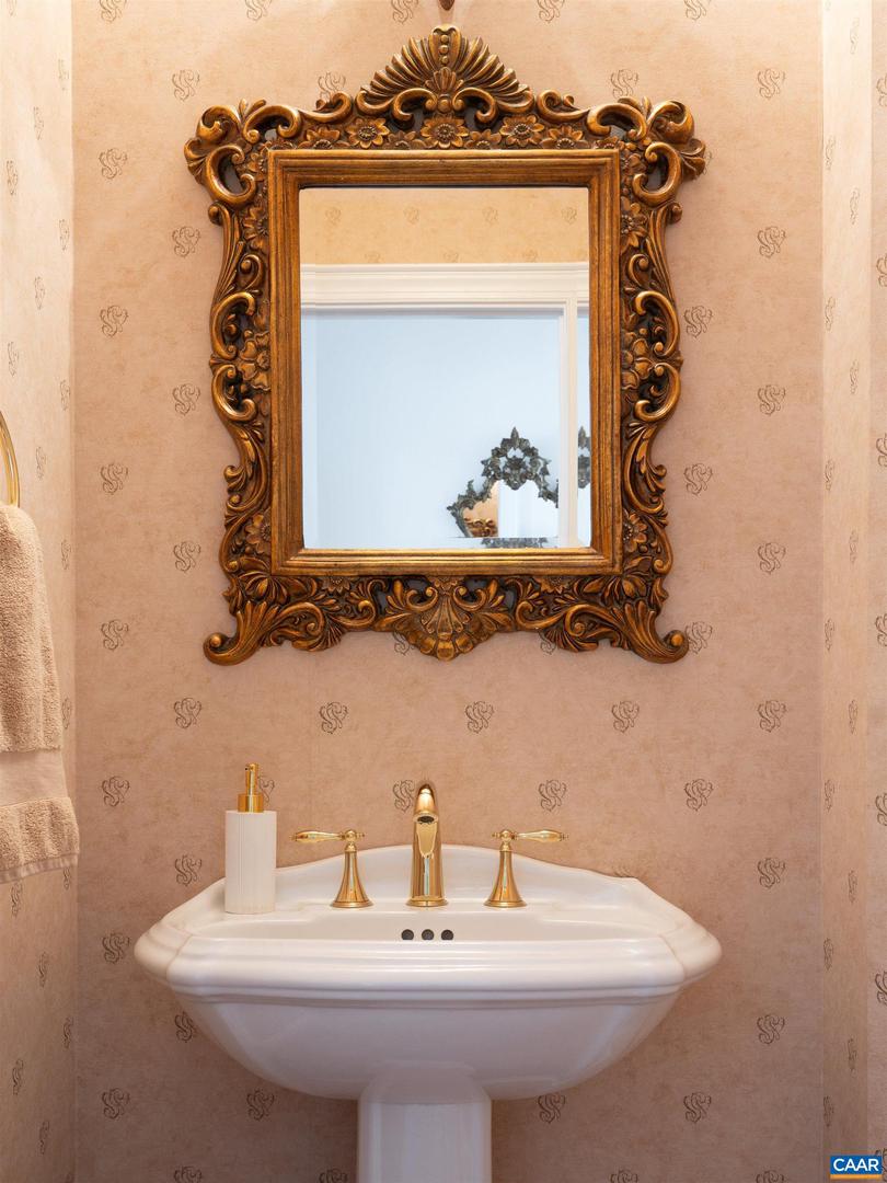 3605 TURNBRIDGE LN, KESWICK, Virginia 22947, 4 Bedrooms Bedrooms, ,3 BathroomsBathrooms,Residential,For sale,3605 TURNBRIDGE LN,668491 MLS # 668491 3605 TURNBRIDGE LN, KESWICK, Virginia 22947, 4 Bedrooms Bedrooms, ,3 BathroomsBathrooms,Residential,For sale,3605 TURNBRIDGE LN,668491 MLS # 668491