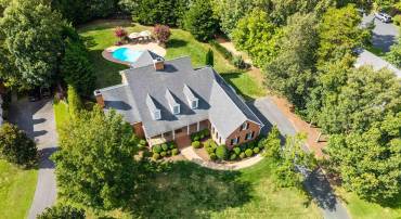 3605 TURNBRIDGE LN, KESWICK, Virginia 22947, 4 Bedrooms Bedrooms, ,3 BathroomsBathrooms,Residential,For sale,3605 TURNBRIDGE LN,668491 MLS # 668491