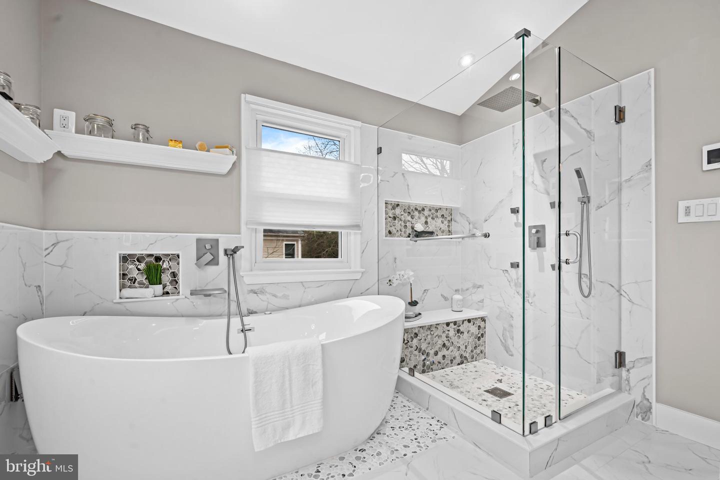 2169 WESTGLEN CT, VIENNA, Virginia 22182, 6 Bedrooms Bedrooms, ,5 BathroomsBathrooms,Residential,For sale,2169 WESTGLEN CT,VAFX2267874 MLS # VAFX2267874