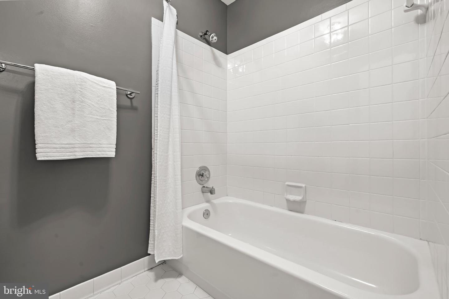 2169 WESTGLEN CT, VIENNA, Virginia 22182, 6 Bedrooms Bedrooms, ,5 BathroomsBathrooms,Residential,For sale,2169 WESTGLEN CT,VAFX2267874 MLS # VAFX2267874