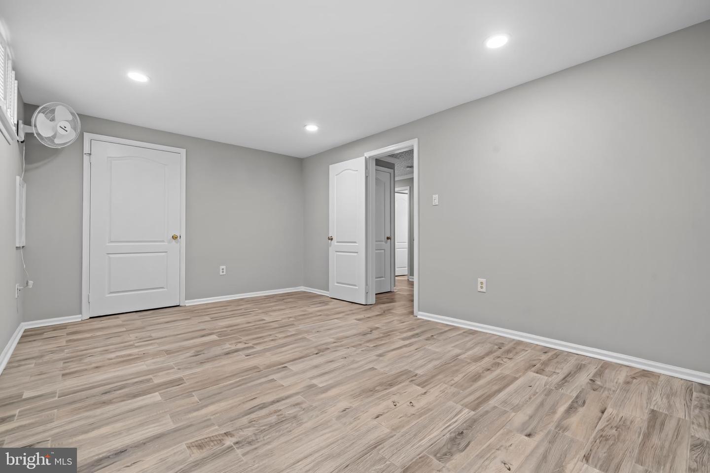 2169 WESTGLEN CT, VIENNA, Virginia 22182, 6 Bedrooms Bedrooms, ,5 BathroomsBathrooms,Residential,For sale,2169 WESTGLEN CT,VAFX2267874 MLS # VAFX2267874