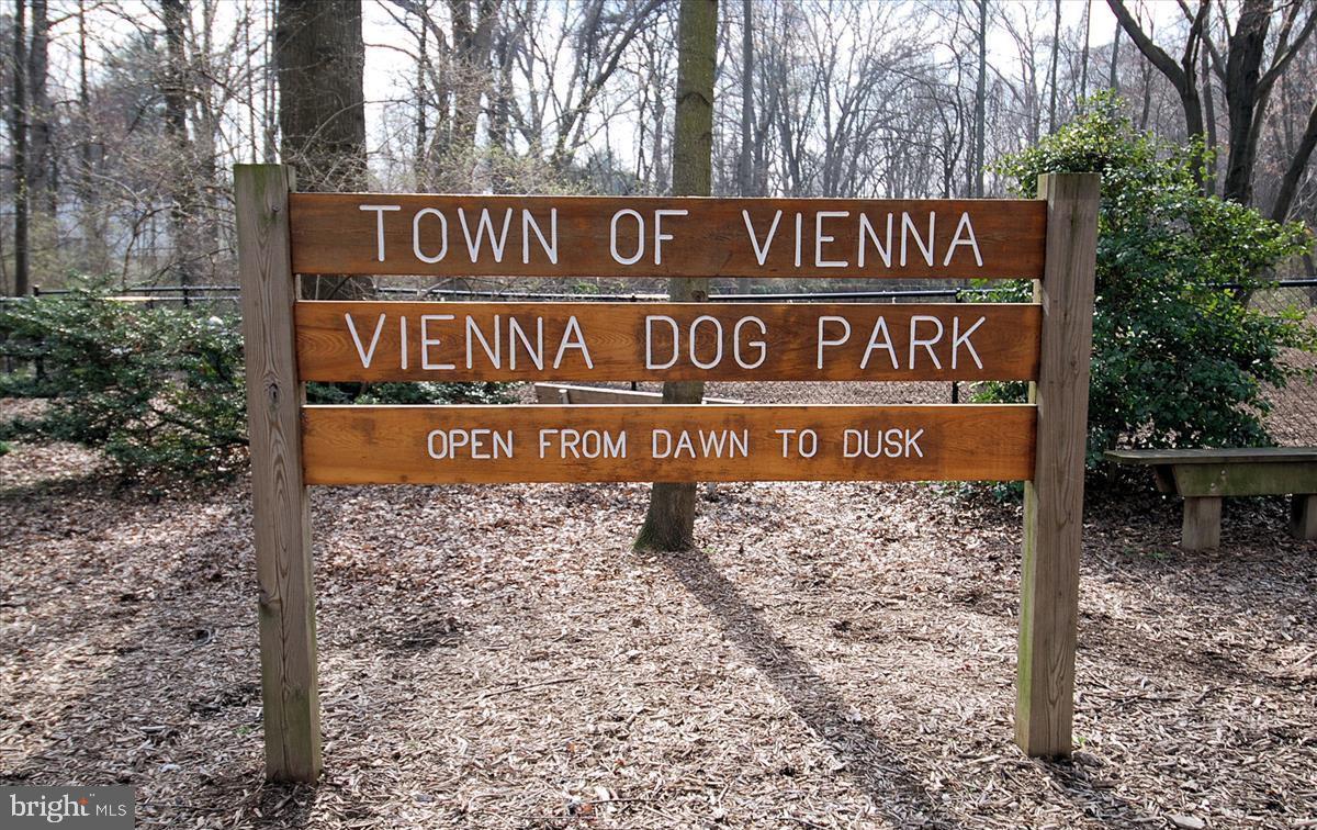 2169 WESTGLEN CT, VIENNA, Virginia 22182, 6 Bedrooms Bedrooms, ,5 BathroomsBathrooms,Residential,For sale,2169 WESTGLEN CT,VAFX2267874 MLS # VAFX2267874