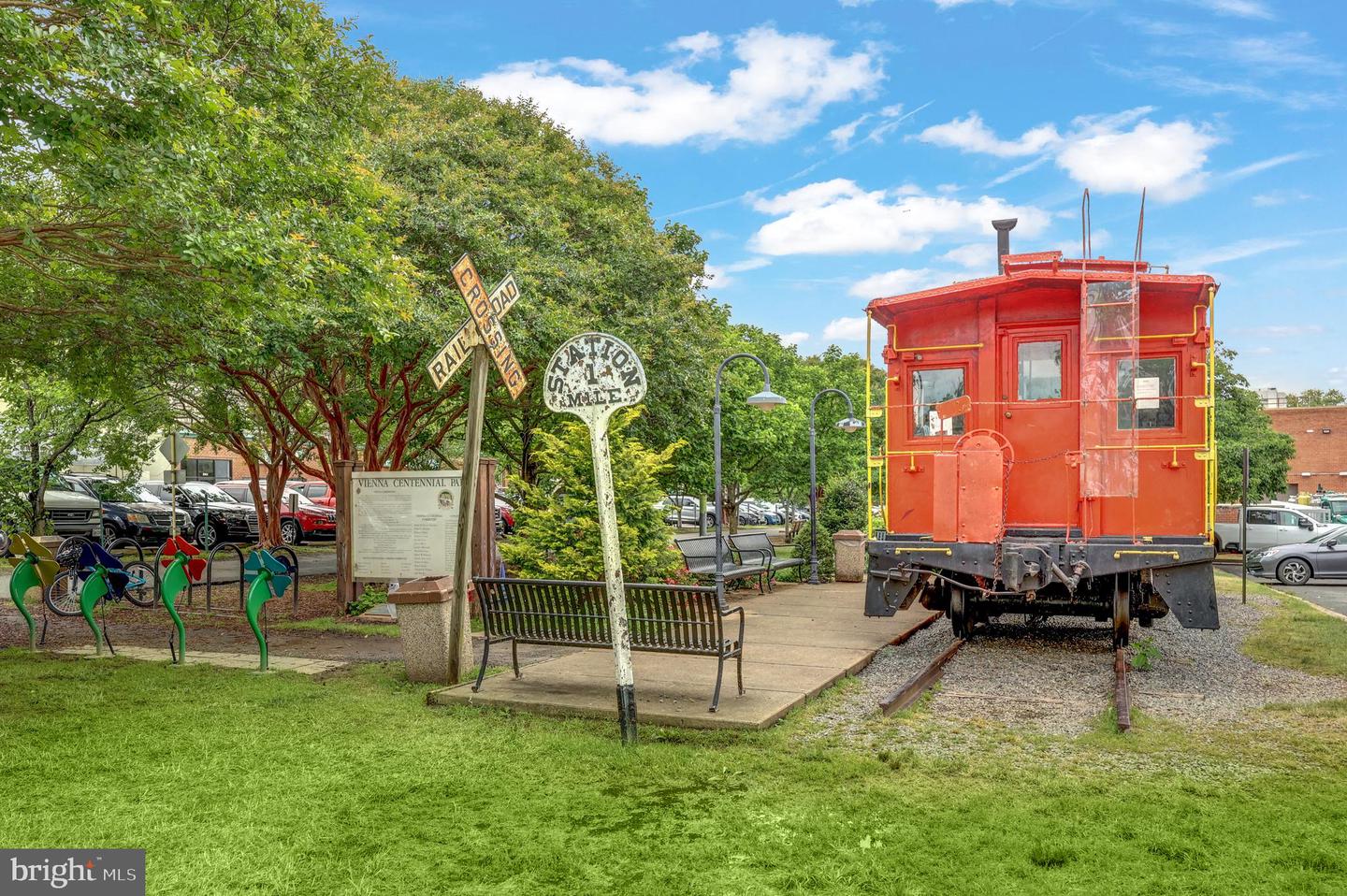 2169 WESTGLEN CT, VIENNA, Virginia 22182, 6 Bedrooms Bedrooms, ,5 BathroomsBathrooms,Residential,For sale,2169 WESTGLEN CT,VAFX2267874 MLS # VAFX2267874