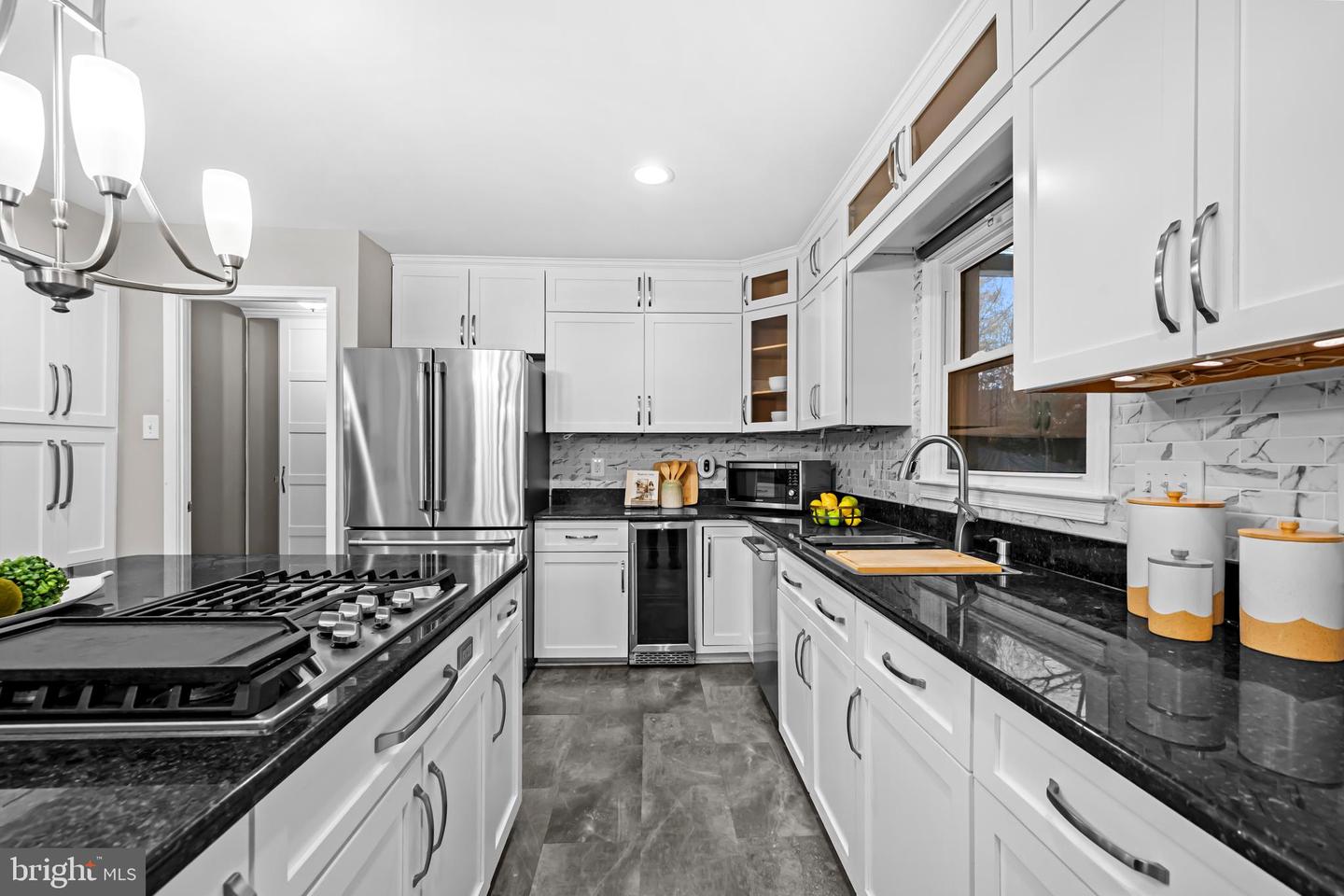 2169 WESTGLEN CT, VIENNA, Virginia 22182, 6 Bedrooms Bedrooms, ,5 BathroomsBathrooms,Residential,For sale,2169 WESTGLEN CT,VAFX2267874 MLS # VAFX2267874