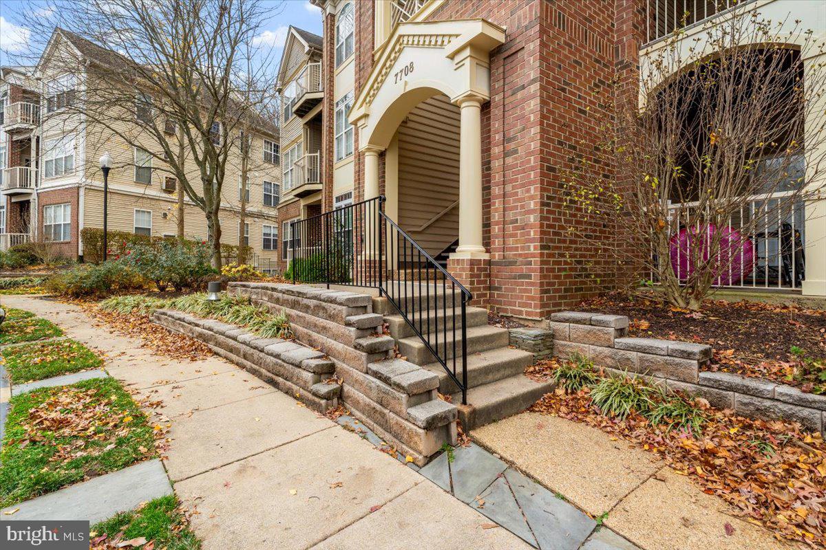 7708-B HAYNES POINT WAY #9B, ALEXANDRIA, Virginia 22315, 2 Bedrooms Bedrooms, ,2 BathroomsBathrooms,Residential,For sale,7708-B HAYNES POINT WAY #9B,VAFX2273340 MLS # VAFX2273340