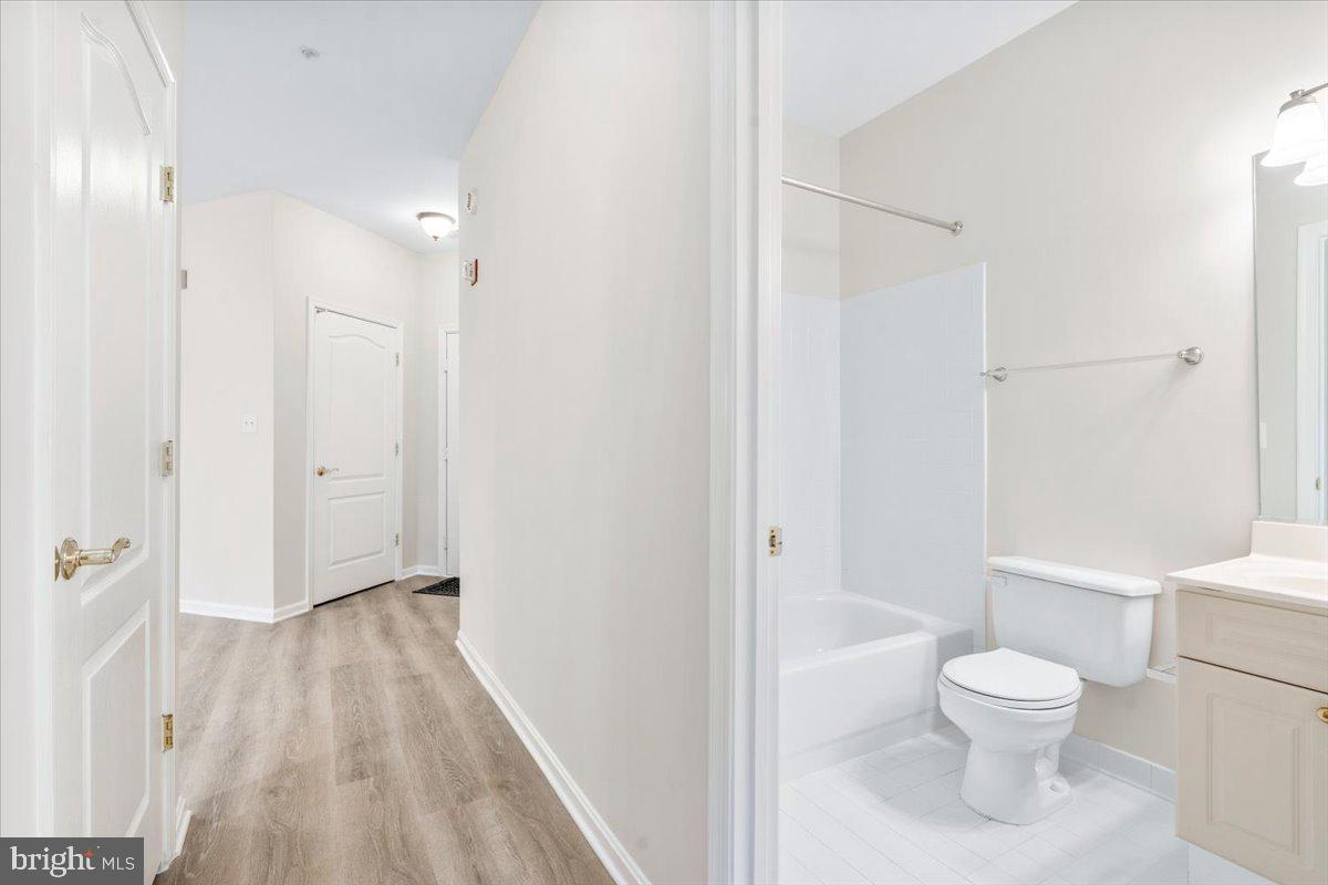 7708-B HAYNES POINT WAY #9B, ALEXANDRIA, Virginia 22315, 2 Bedrooms Bedrooms, ,2 BathroomsBathrooms,Residential,For sale,7708-B HAYNES POINT WAY #9B,VAFX2273340 MLS # VAFX2273340