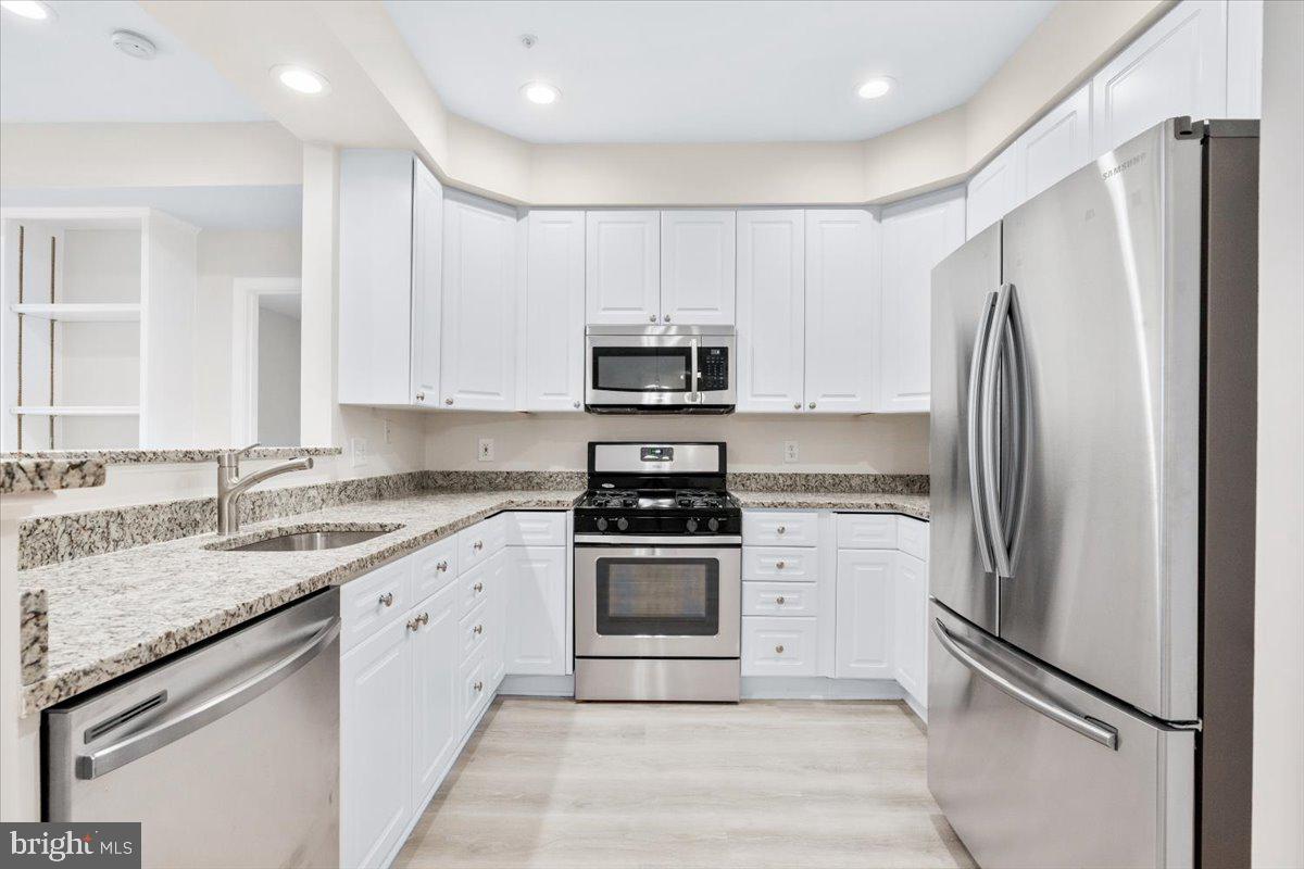 7708-B HAYNES POINT WAY #9B, ALEXANDRIA, Virginia 22315, 2 Bedrooms Bedrooms, ,2 BathroomsBathrooms,Residential,For sale,7708-B HAYNES POINT WAY #9B,VAFX2273340 MLS # VAFX2273340