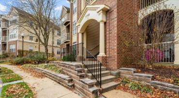 7708-B HAYNES POINT WAY #9B, ALEXANDRIA, Virginia 22315, 2 Bedrooms Bedrooms, ,2 BathroomsBathrooms,Residential,For sale,7708-B HAYNES POINT WAY #9B,VAFX2273340 MLS # VAFX2273340