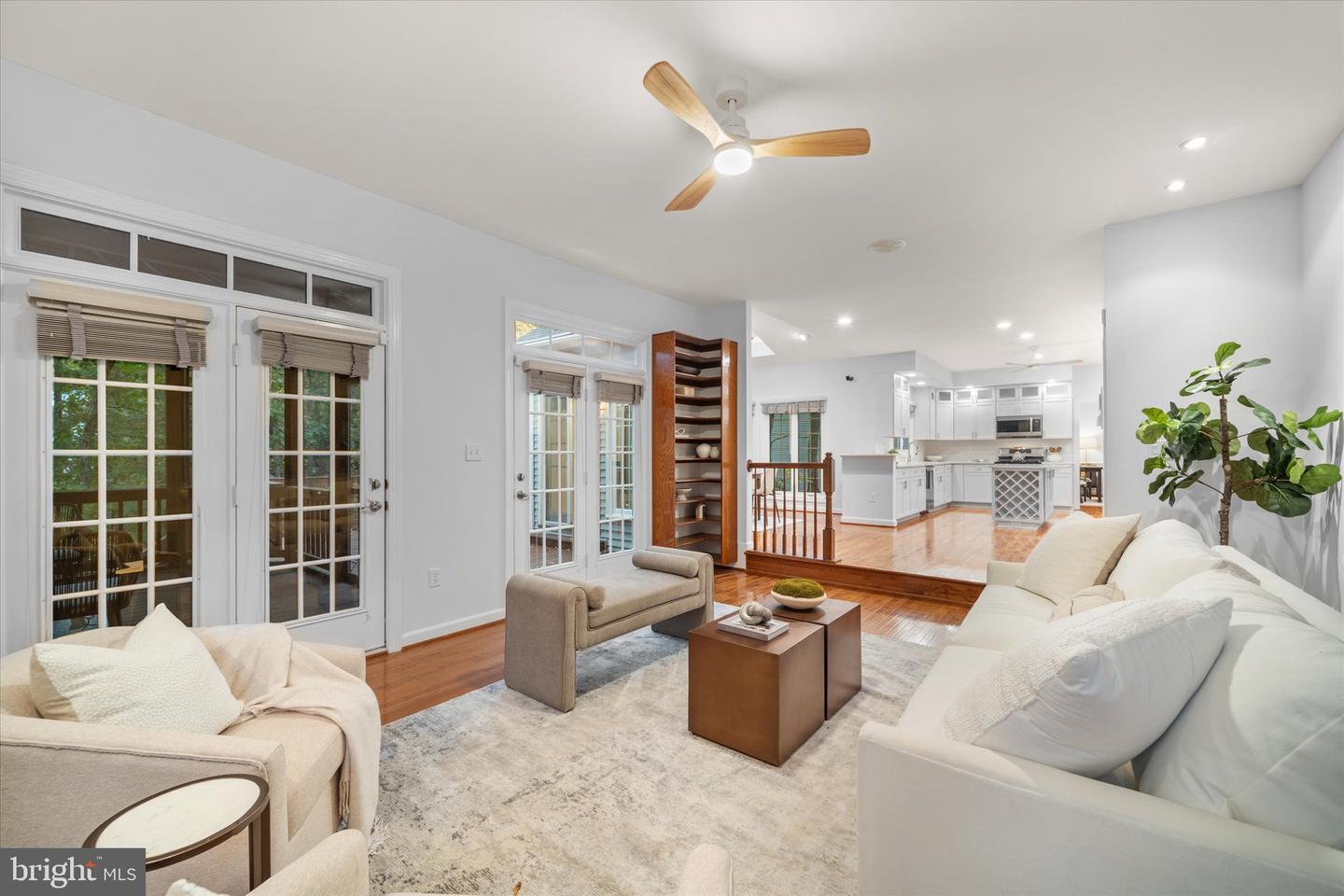 5495 ROCKPOINTE DR, CLIFTON, Virginia 20124, 6 Bedrooms Bedrooms, ,4 BathroomsBathrooms,Residential,For sale,5495 ROCKPOINTE DR,VAFX2276036 MLS # VAFX2276036