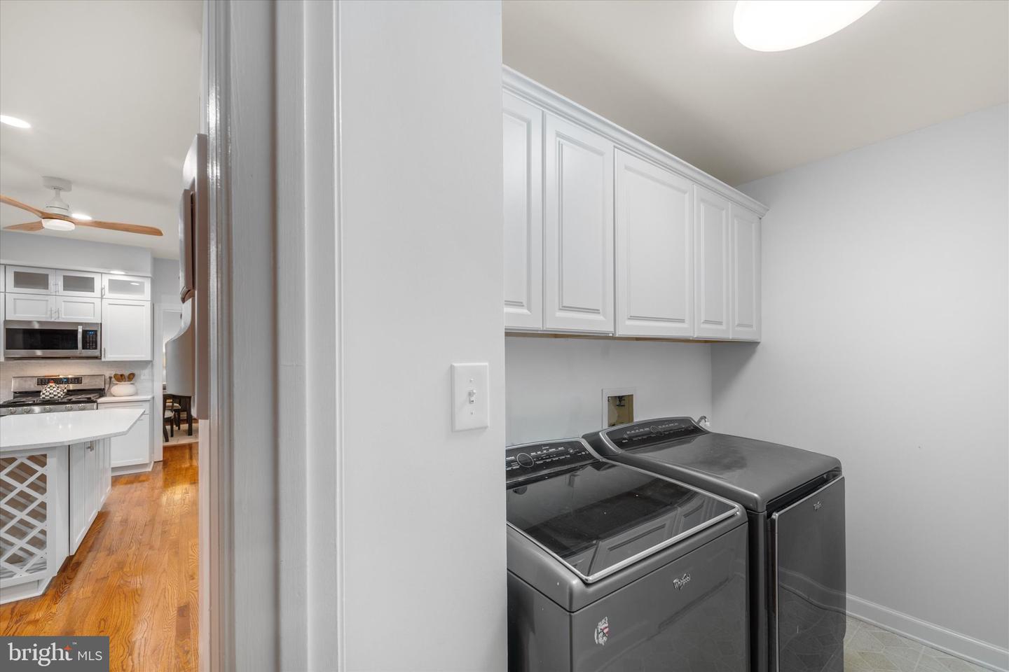 5495 ROCKPOINTE DR, CLIFTON, Virginia 20124, 6 Bedrooms Bedrooms, ,4 BathroomsBathrooms,Residential,For sale,5495 ROCKPOINTE DR,VAFX2276036 MLS # VAFX2276036