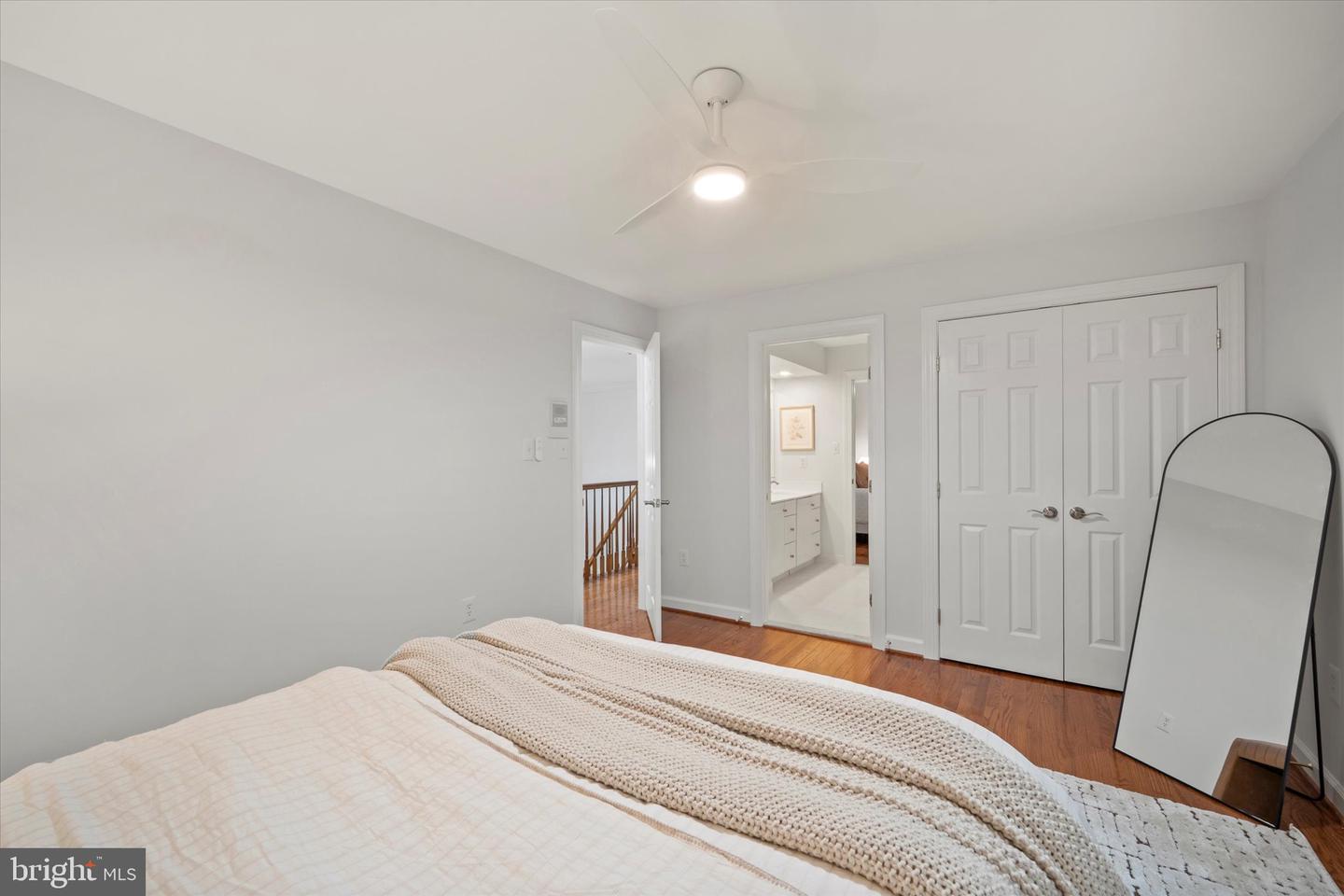 5495 ROCKPOINTE DR, CLIFTON, Virginia 20124, 6 Bedrooms Bedrooms, ,4 BathroomsBathrooms,Residential,For sale,5495 ROCKPOINTE DR,VAFX2276036 MLS # VAFX2276036