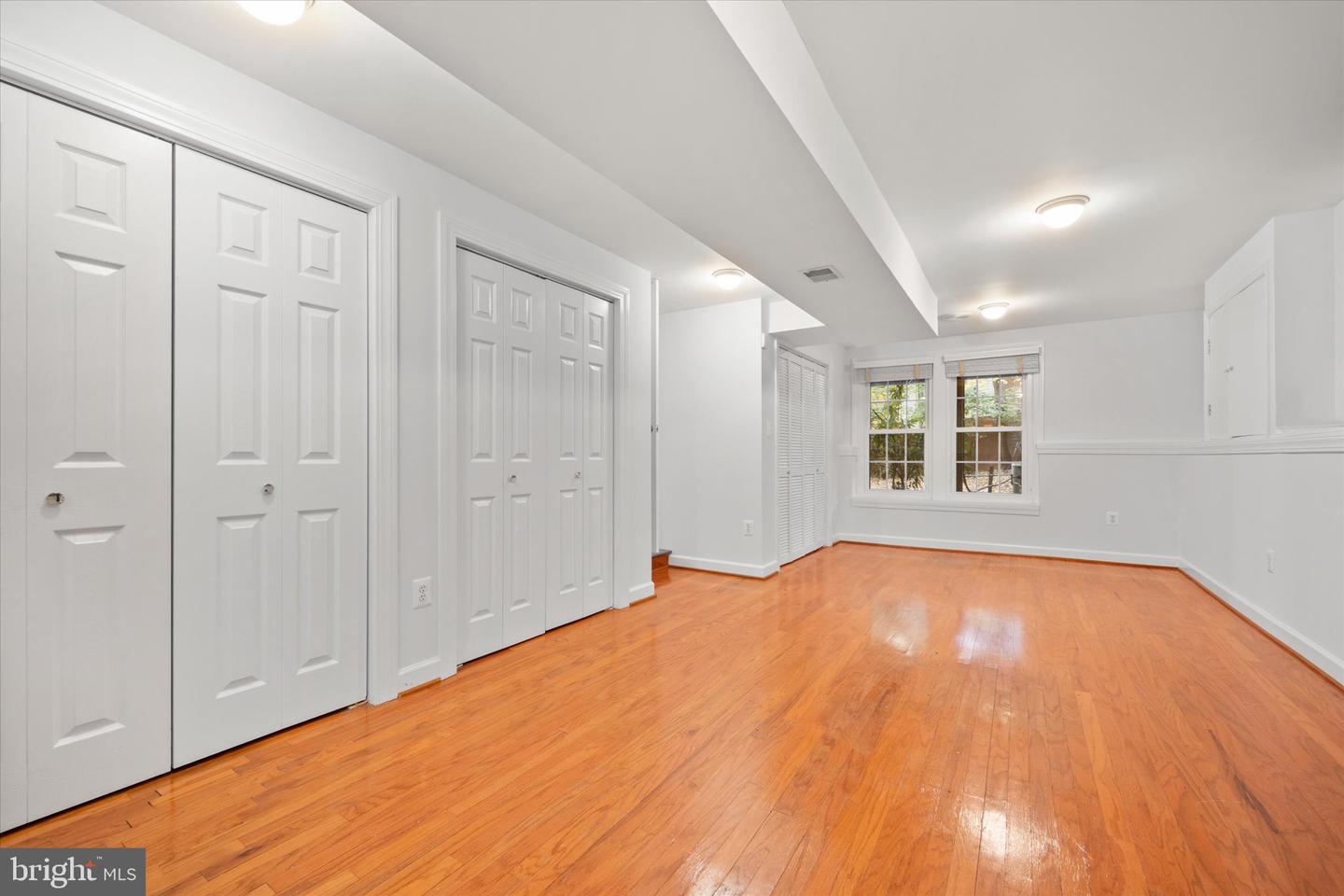 5495 ROCKPOINTE DR, CLIFTON, Virginia 20124, 6 Bedrooms Bedrooms, ,4 BathroomsBathrooms,Residential,For sale,5495 ROCKPOINTE DR,VAFX2276036 MLS # VAFX2276036