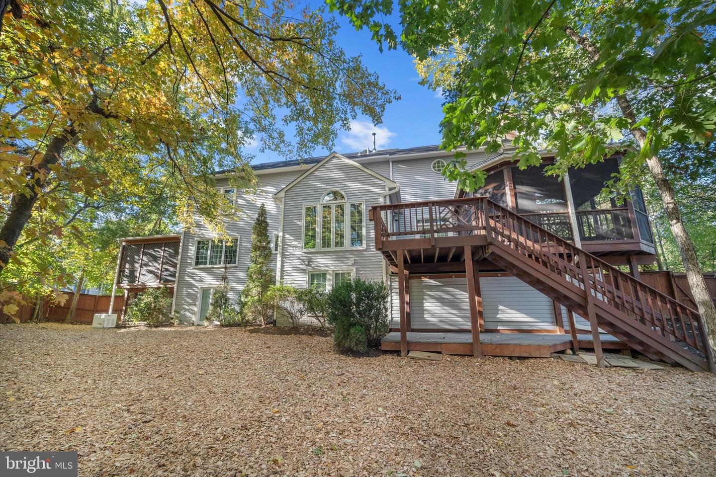 5495 ROCKPOINTE DR, CLIFTON, Virginia 20124, 6 Bedrooms Bedrooms, ,4 BathroomsBathrooms,Residential,For sale,5495 ROCKPOINTE DR,VAFX2276036 MLS # VAFX2276036