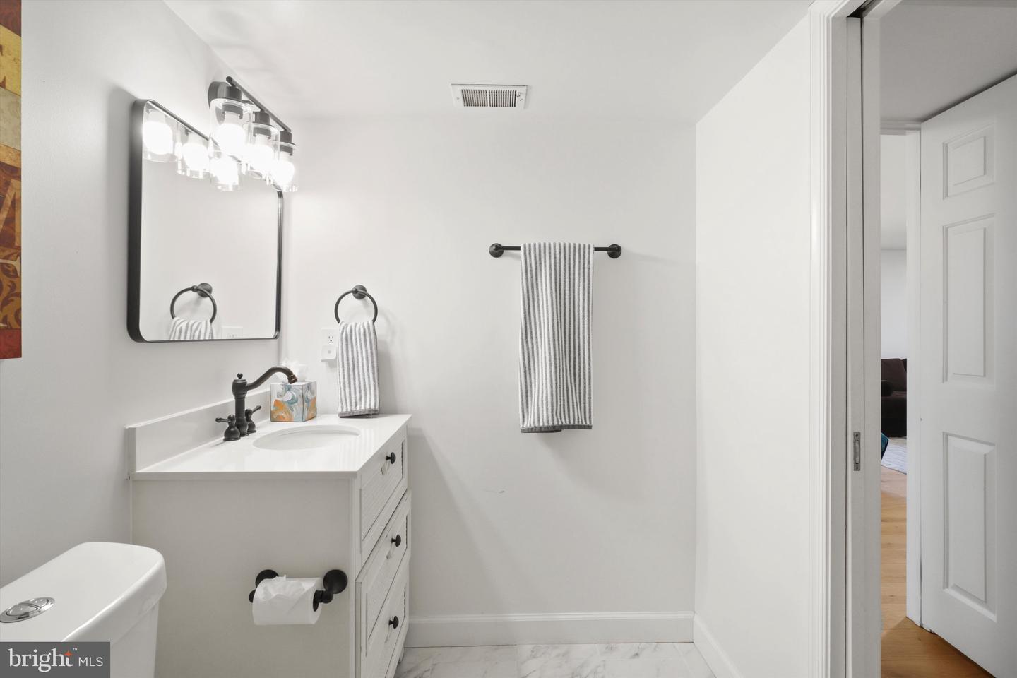 4207 SCOTLAND RD, ALEXANDRIA, Virginia 22309, 5 Bedrooms Bedrooms, ,3 BathroomsBathrooms,Residential,For sale,4207 SCOTLAND RD,VAFX2276090 MLS # VAFX2276090