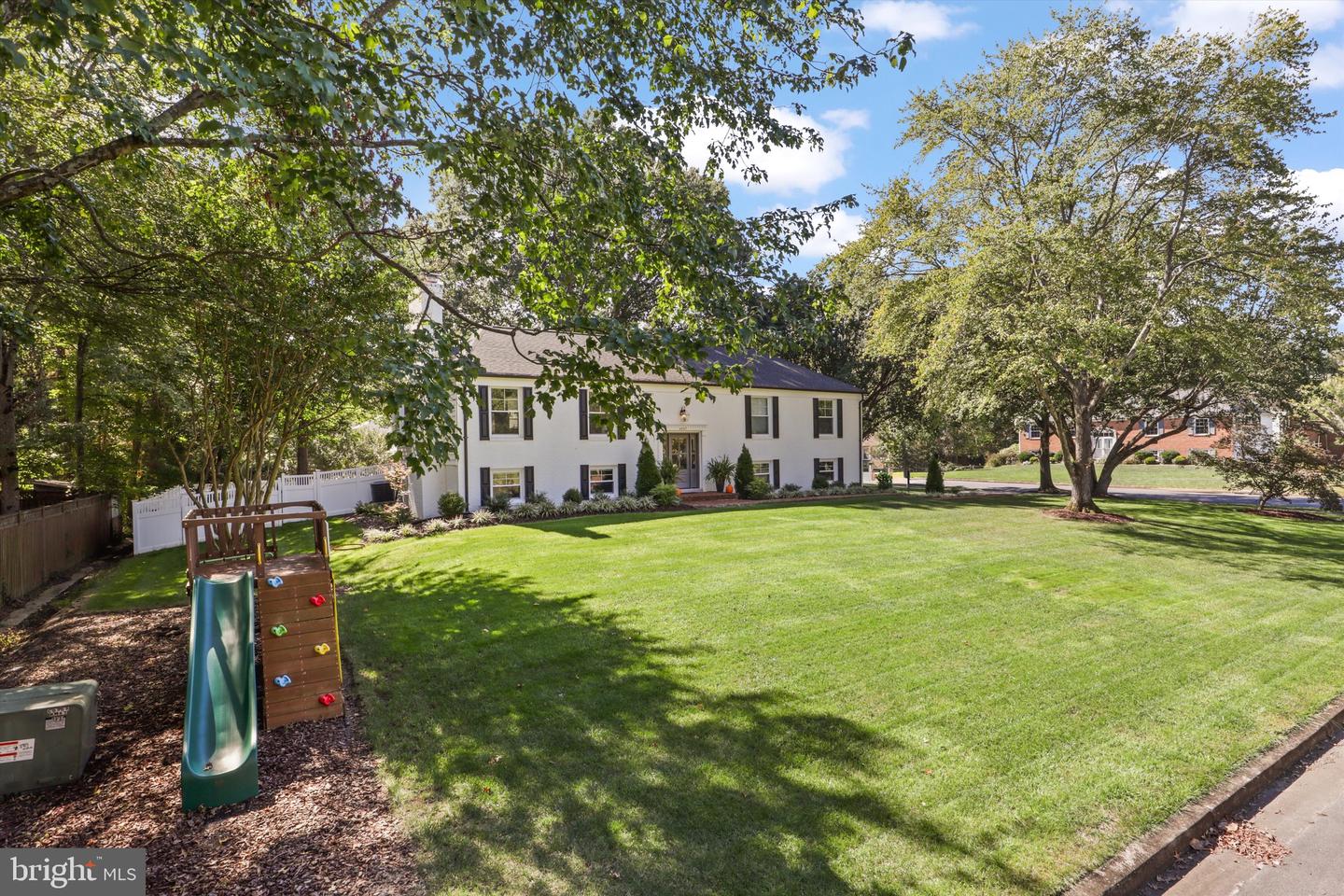 4207 SCOTLAND RD, ALEXANDRIA, Virginia 22309, 5 Bedrooms Bedrooms, ,3 BathroomsBathrooms,Residential,For sale,4207 SCOTLAND RD,VAFX2276090 MLS # VAFX2276090