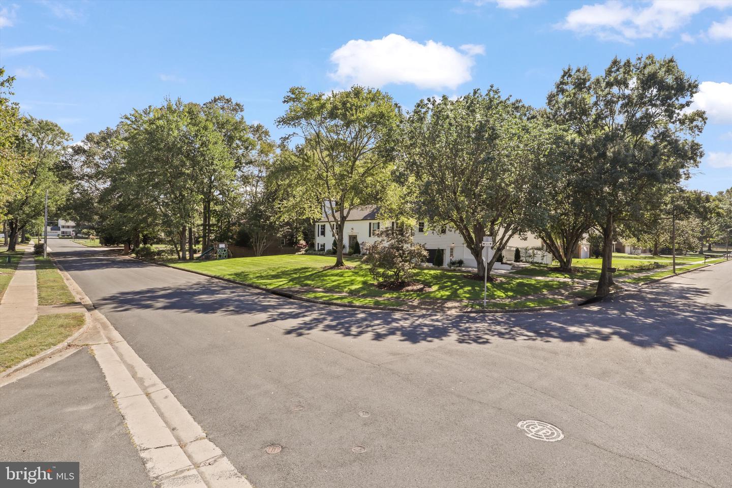 4207 SCOTLAND RD, ALEXANDRIA, Virginia 22309, 5 Bedrooms Bedrooms, ,3 BathroomsBathrooms,Residential,For sale,4207 SCOTLAND RD,VAFX2276090 MLS # VAFX2276090