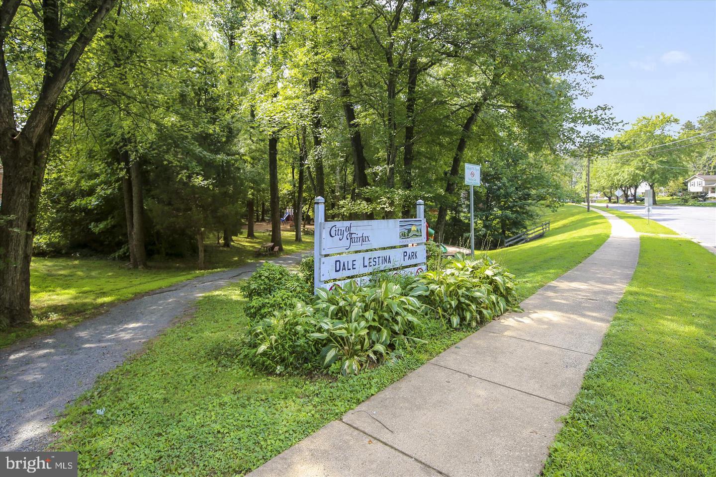 10123 FAIR WOODS DR, FAIRFAX, Virginia 22030, 3 Bedrooms Bedrooms, 8 Rooms Rooms,1 BathroomBathrooms,Residential,For sale,10123 FAIR WOODS DR,VAFC2007356 MLS # VAFC2007356 10123 FAIR WOODS DR, FAIRFAX, Virginia 22030, 3 Bedrooms Bedrooms, 8 Rooms Rooms,1 BathroomBathrooms,Residential,For sale,10123 FAIR WOODS DR,VAFC2007356 MLS # VAFC2007356