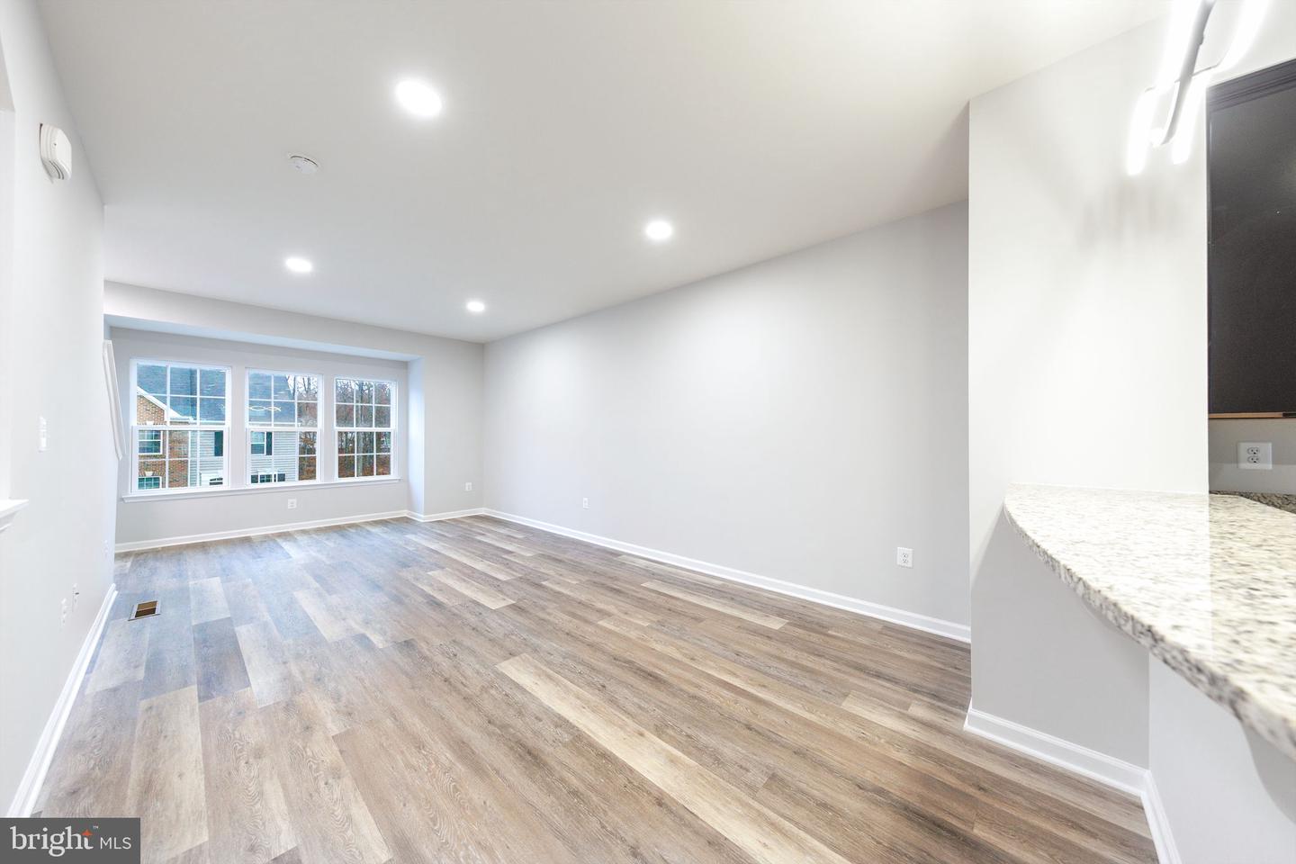 322 ROLLING VALLEY DR, FREDERICKSBURG, Virginia 22405, 3 Bedrooms Bedrooms, ,3 BathroomsBathrooms,Residential,For sale,322 ROLLING VALLEY DR,VAST2044026 MLS # VAST2044026