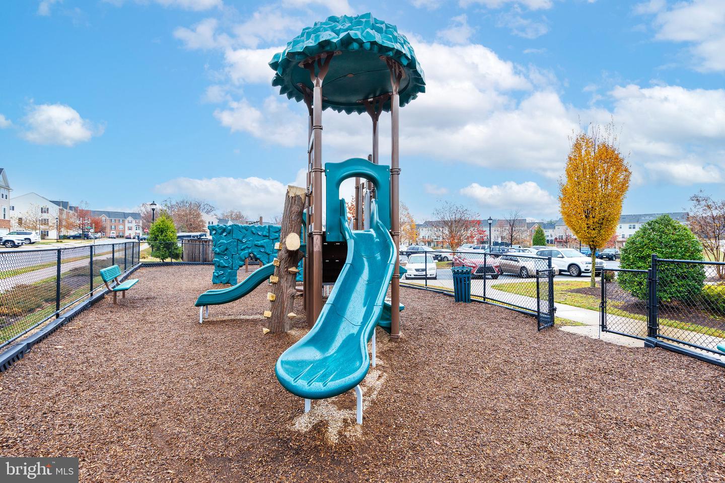 322 ROLLING VALLEY DR, FREDERICKSBURG, Virginia 22405, 3 Bedrooms Bedrooms, ,3 BathroomsBathrooms,Residential,For sale,322 ROLLING VALLEY DR,VAST2044026 MLS # VAST2044026