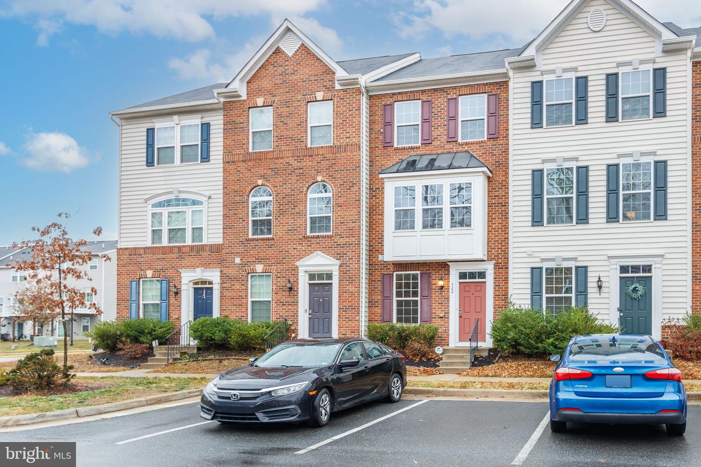 322 ROLLING VALLEY DR, FREDERICKSBURG, Virginia 22405, 3 Bedrooms Bedrooms, ,3 BathroomsBathrooms,Residential,For sale,322 ROLLING VALLEY DR,VAST2044026 MLS # VAST2044026