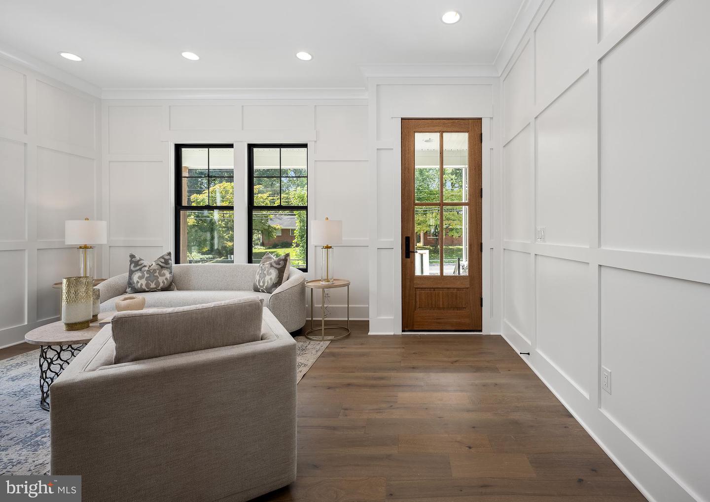 8650 MCHENRY ST, VIENNA, Virginia 22180, 5 Bedrooms Bedrooms, ,5 BathroomsBathrooms,Residential,For sale,8650 MCHENRY ST,VAFX2278078 MLS # VAFX2278078