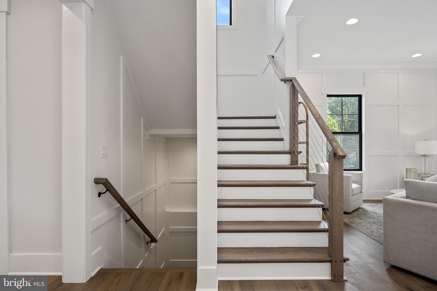 8650 MCHENRY ST, VIENNA, Virginia 22180, 5 Bedrooms Bedrooms, ,5 BathroomsBathrooms,Residential,For sale,8650 MCHENRY ST,VAFX2278078 MLS # VAFX2278078