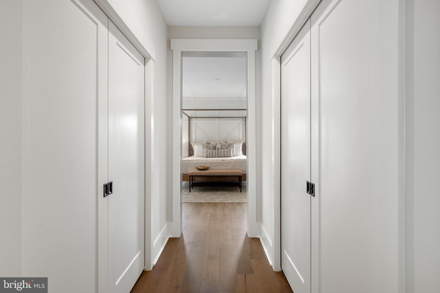 8650 MCHENRY ST, VIENNA, Virginia 22180, 5 Bedrooms Bedrooms, ,5 BathroomsBathrooms,Residential,For sale,8650 MCHENRY ST,VAFX2278078 MLS # VAFX2278078