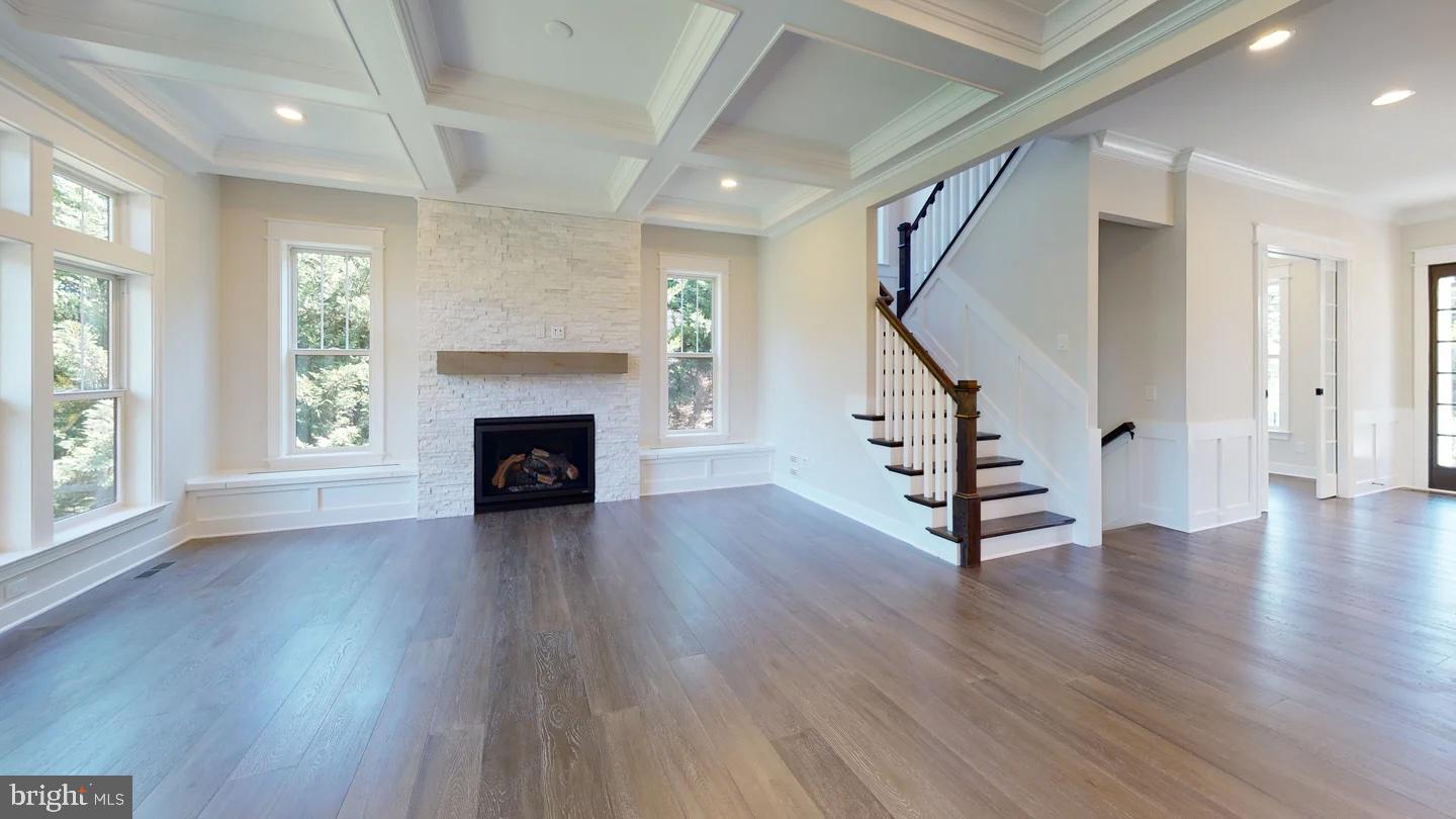 8650 MCHENRY ST, VIENNA, Virginia 22180, 5 Bedrooms Bedrooms, ,5 BathroomsBathrooms,Residential,For sale,8650 MCHENRY ST,VAFX2278078 MLS # VAFX2278078