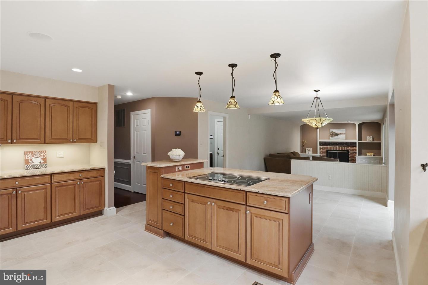 6809 SPOUT LN, FAIRFAX STATION, Virginia 22039, 4 Bedrooms Bedrooms, ,3 BathroomsBathrooms,Residential,For sale,6809 SPOUT LN,VAFX2278126 MLS # VAFX2278126 6809 SPOUT LN, FAIRFAX STATION, Virginia 22039, 4 Bedrooms Bedrooms, ,3 BathroomsBathrooms,Residential,For sale,6809 SPOUT LN,VAFX2278126 MLS # VAFX2278126