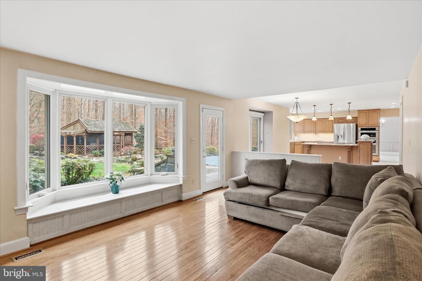 6809 SPOUT LN, FAIRFAX STATION, Virginia 22039, 4 Bedrooms Bedrooms, ,3 BathroomsBathrooms,Residential,For sale,6809 SPOUT LN,VAFX2278126 MLS # VAFX2278126 6809 SPOUT LN, FAIRFAX STATION, Virginia 22039, 4 Bedrooms Bedrooms, ,3 BathroomsBathrooms,Residential,For sale,6809 SPOUT LN,VAFX2278126 MLS # VAFX2278126