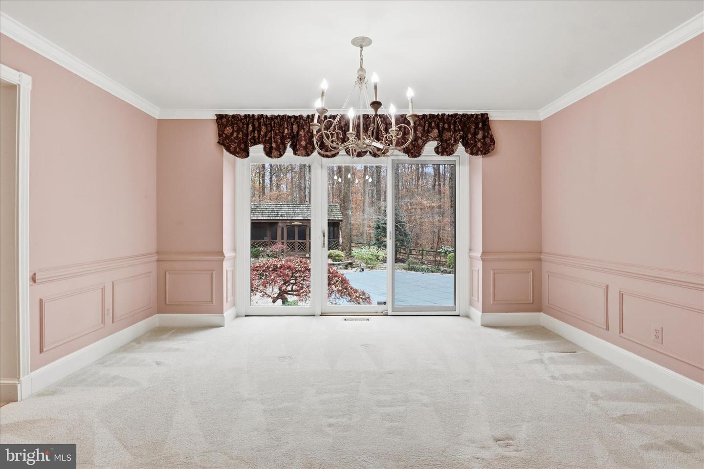 6809 SPOUT LN, FAIRFAX STATION, Virginia 22039, 4 Bedrooms Bedrooms, ,3 BathroomsBathrooms,Residential,For sale,6809 SPOUT LN,VAFX2278126 MLS # VAFX2278126 6809 SPOUT LN, FAIRFAX STATION, Virginia 22039, 4 Bedrooms Bedrooms, ,3 BathroomsBathrooms,Residential,For sale,6809 SPOUT LN,VAFX2278126 MLS # VAFX2278126