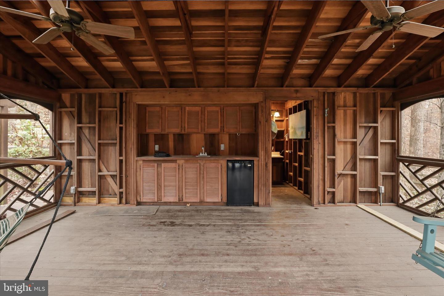 6809 SPOUT LN, FAIRFAX STATION, Virginia 22039, 4 Bedrooms Bedrooms, ,3 BathroomsBathrooms,Residential,For sale,6809 SPOUT LN,VAFX2278126 MLS # VAFX2278126 6809 SPOUT LN, FAIRFAX STATION, Virginia 22039, 4 Bedrooms Bedrooms, ,3 BathroomsBathrooms,Residential,For sale,6809 SPOUT LN,VAFX2278126 MLS # VAFX2278126