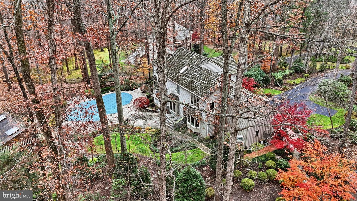 6809 SPOUT LN, FAIRFAX STATION, Virginia 22039, 4 Bedrooms Bedrooms, ,3 BathroomsBathrooms,Residential,For sale,6809 SPOUT LN,VAFX2278126 MLS # VAFX2278126 6809 SPOUT LN, FAIRFAX STATION, Virginia 22039, 4 Bedrooms Bedrooms, ,3 BathroomsBathrooms,Residential,For sale,6809 SPOUT LN,VAFX2278126 MLS # VAFX2278126