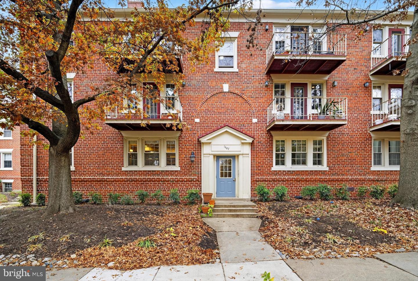 1407 E ABINGDON DR #1, ALEXANDRIA, Virginia 22314, 1 Bedroom Bedrooms, 5 Rooms Rooms,1 BathroomBathrooms,Residential,For sale,1407 E ABINGDON DR #1,VAAX2051590 MLS # VAAX2051590