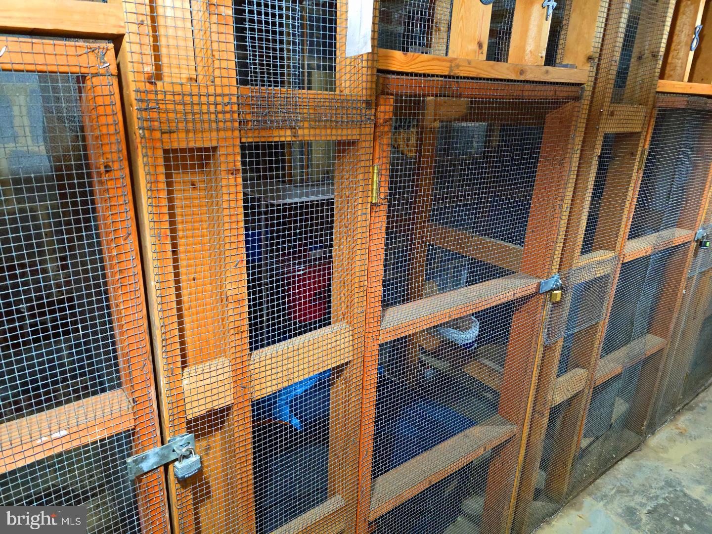 1407 E ABINGDON DR #1, ALEXANDRIA, Virginia 22314, 1 Bedroom Bedrooms, 5 Rooms Rooms,1 BathroomBathrooms,Residential,For sale,1407 E ABINGDON DR #1,VAAX2051590 MLS # VAAX2051590