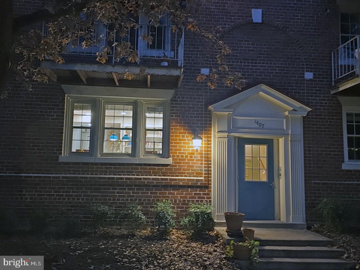 1407 E ABINGDON DR #1, ALEXANDRIA, Virginia 22314, 1 Bedroom Bedrooms, 5 Rooms Rooms,1 BathroomBathrooms,Residential,For sale,1407 E ABINGDON DR #1,VAAX2051590 MLS # VAAX2051590