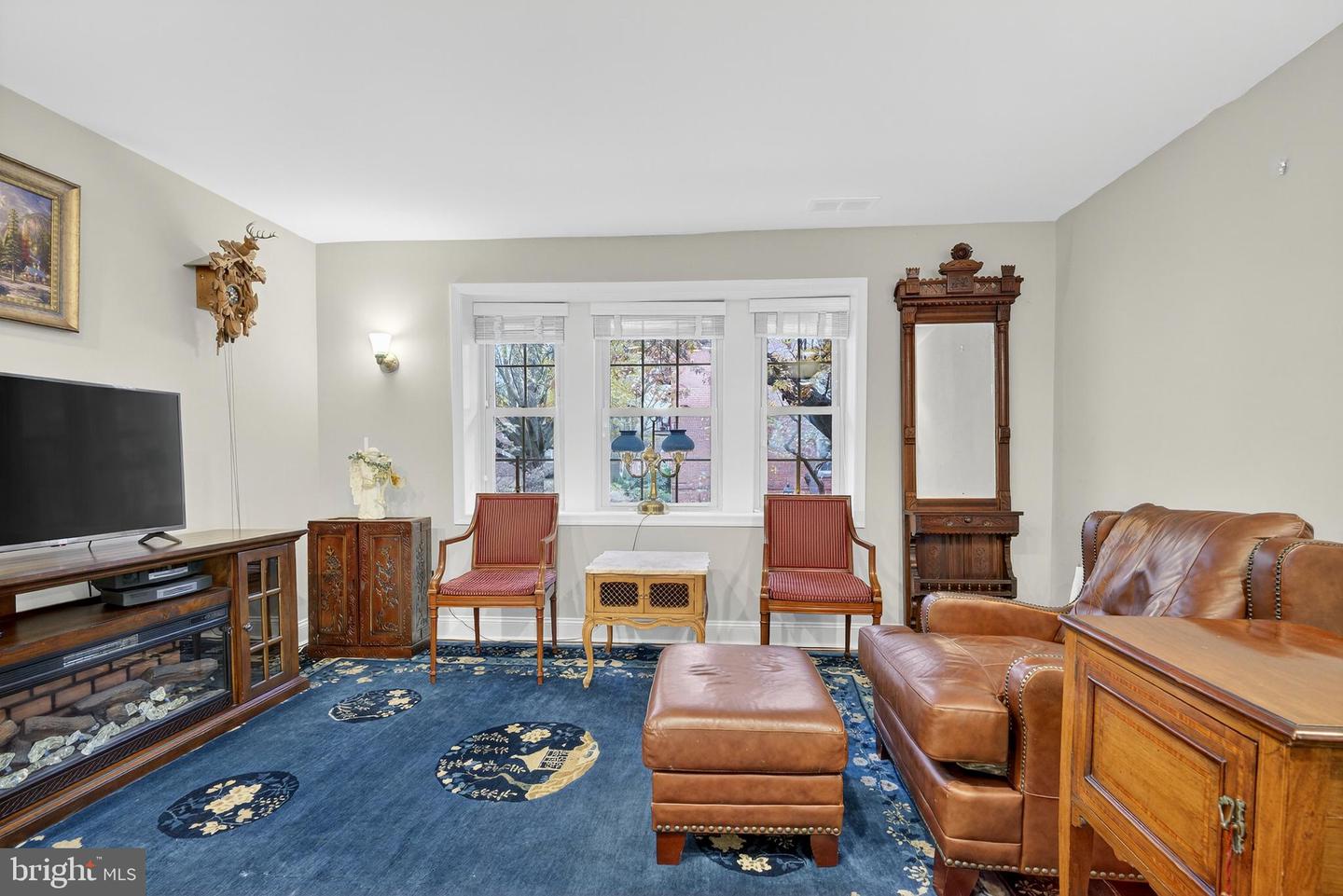 1407 E ABINGDON DR #1, ALEXANDRIA, Virginia 22314, 1 Bedroom Bedrooms, 5 Rooms Rooms,1 BathroomBathrooms,Residential,For sale,1407 E ABINGDON DR #1,VAAX2051590 MLS # VAAX2051590