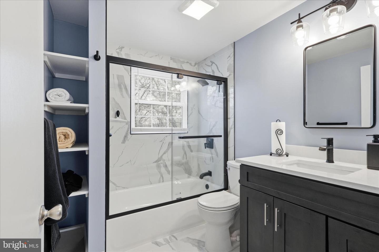 4403 MOYLAN LN, FAIRFAX, Virginia 22033, 4 Bedrooms Bedrooms, ,2 BathroomsBathrooms,Residential,For sale,4403 MOYLAN LN,VAFX2278316 MLS # VAFX2278316