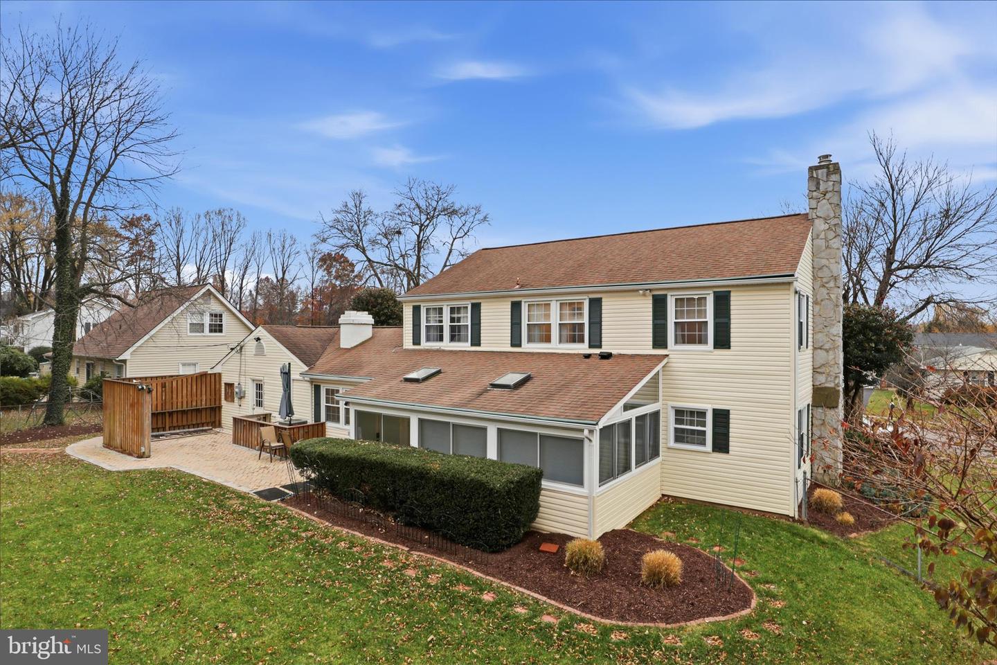 4403 MOYLAN LN, FAIRFAX, Virginia 22033, 4 Bedrooms Bedrooms, ,2 BathroomsBathrooms,Residential,For sale,4403 MOYLAN LN,VAFX2278316 MLS # VAFX2278316