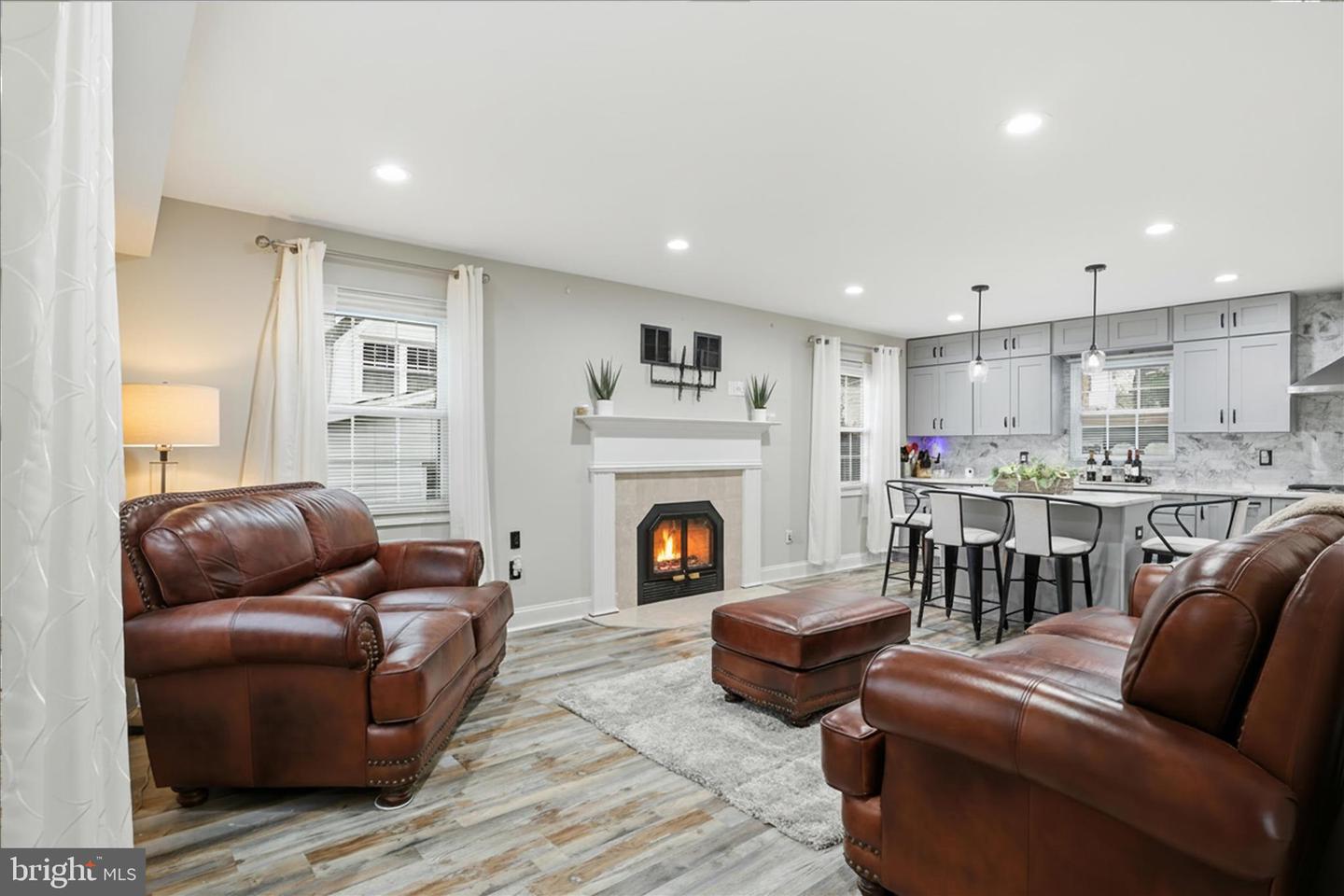 4403 MOYLAN LN, FAIRFAX, Virginia 22033, 4 Bedrooms Bedrooms, ,2 BathroomsBathrooms,Residential,For sale,4403 MOYLAN LN,VAFX2278316 MLS # VAFX2278316