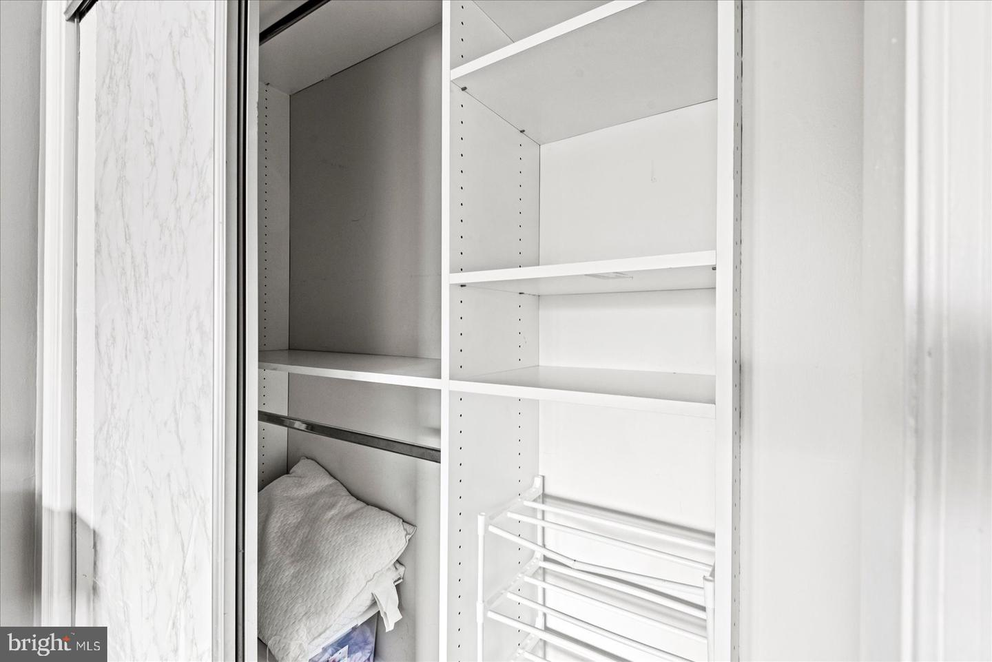 3916 WOODHUE PL #8, ALEXANDRIA, Virginia 22309, 2 Bedrooms Bedrooms, ,1 BathroomBathrooms,Residential,For sale,3916 WOODHUE PL #8,VAFX2279000 MLS # VAFX2279000 3916 WOODHUE PL #8, ALEXANDRIA, Virginia 22309, 2 Bedrooms Bedrooms, ,1 BathroomBathrooms,Residential,For sale,3916 WOODHUE PL #8,VAFX2279000 MLS # VAFX2279000