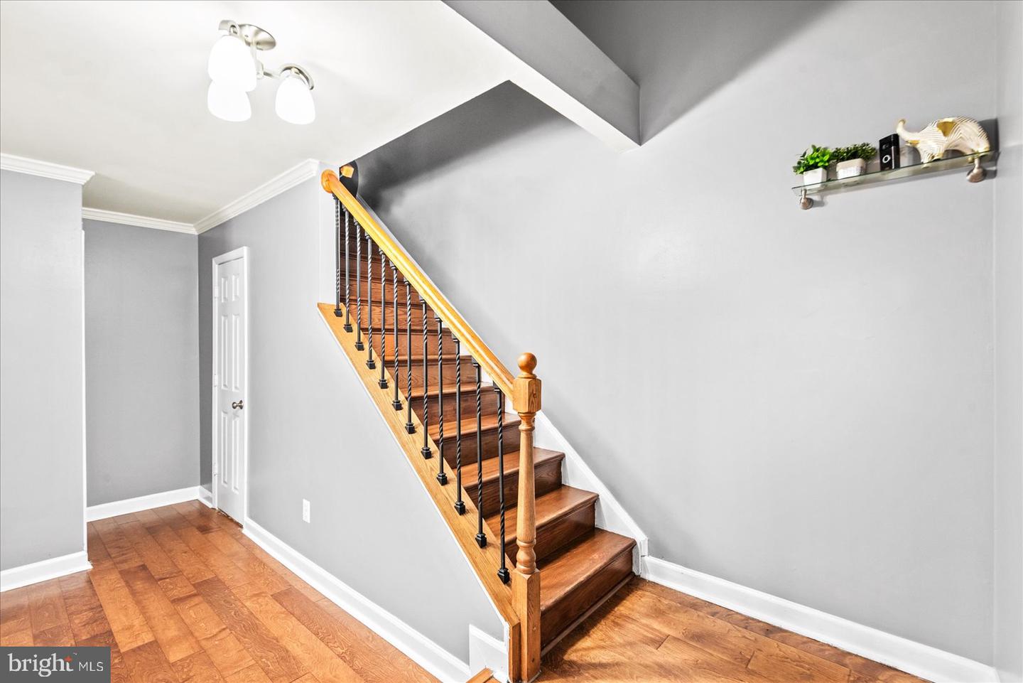3916 WOODHUE PL #8, ALEXANDRIA, Virginia 22309, 2 Bedrooms Bedrooms, ,1 BathroomBathrooms,Residential,For sale,3916 WOODHUE PL #8,VAFX2279000 MLS # VAFX2279000 3916 WOODHUE PL #8, ALEXANDRIA, Virginia 22309, 2 Bedrooms Bedrooms, ,1 BathroomBathrooms,Residential,For sale,3916 WOODHUE PL #8,VAFX2279000 MLS # VAFX2279000
