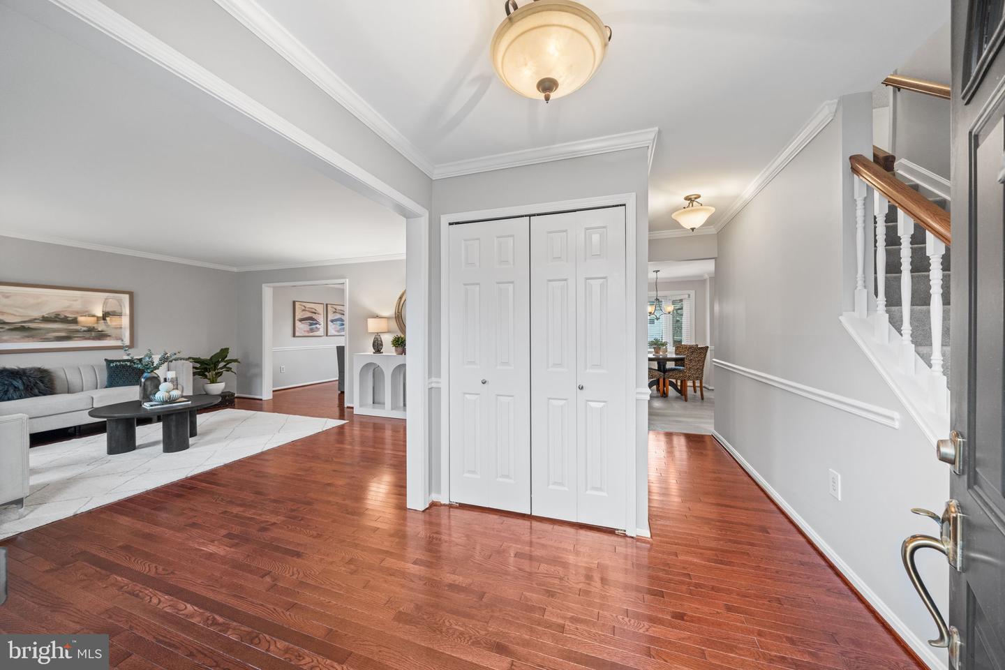 5254 QUEENS WOOD DR, BURKE, Virginia 22015, 3 Bedrooms Bedrooms, ,2 BathroomsBathrooms,Residential,For sale,5254 QUEENS WOOD DR,VAFX2279076 MLS # VAFX2279076 5254 QUEENS WOOD DR, BURKE, Virginia 22015, 3 Bedrooms Bedrooms, ,2 BathroomsBathrooms,Residential,For sale,5254 QUEENS WOOD DR,VAFX2279076 MLS # VAFX2279076