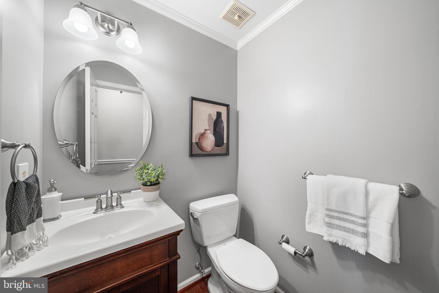 5254 QUEENS WOOD DR, BURKE, Virginia 22015, 3 Bedrooms Bedrooms, ,2 BathroomsBathrooms,Residential,For sale,5254 QUEENS WOOD DR,VAFX2279076 MLS # VAFX2279076 5254 QUEENS WOOD DR, BURKE, Virginia 22015, 3 Bedrooms Bedrooms, ,2 BathroomsBathrooms,Residential,For sale,5254 QUEENS WOOD DR,VAFX2279076 MLS # VAFX2279076