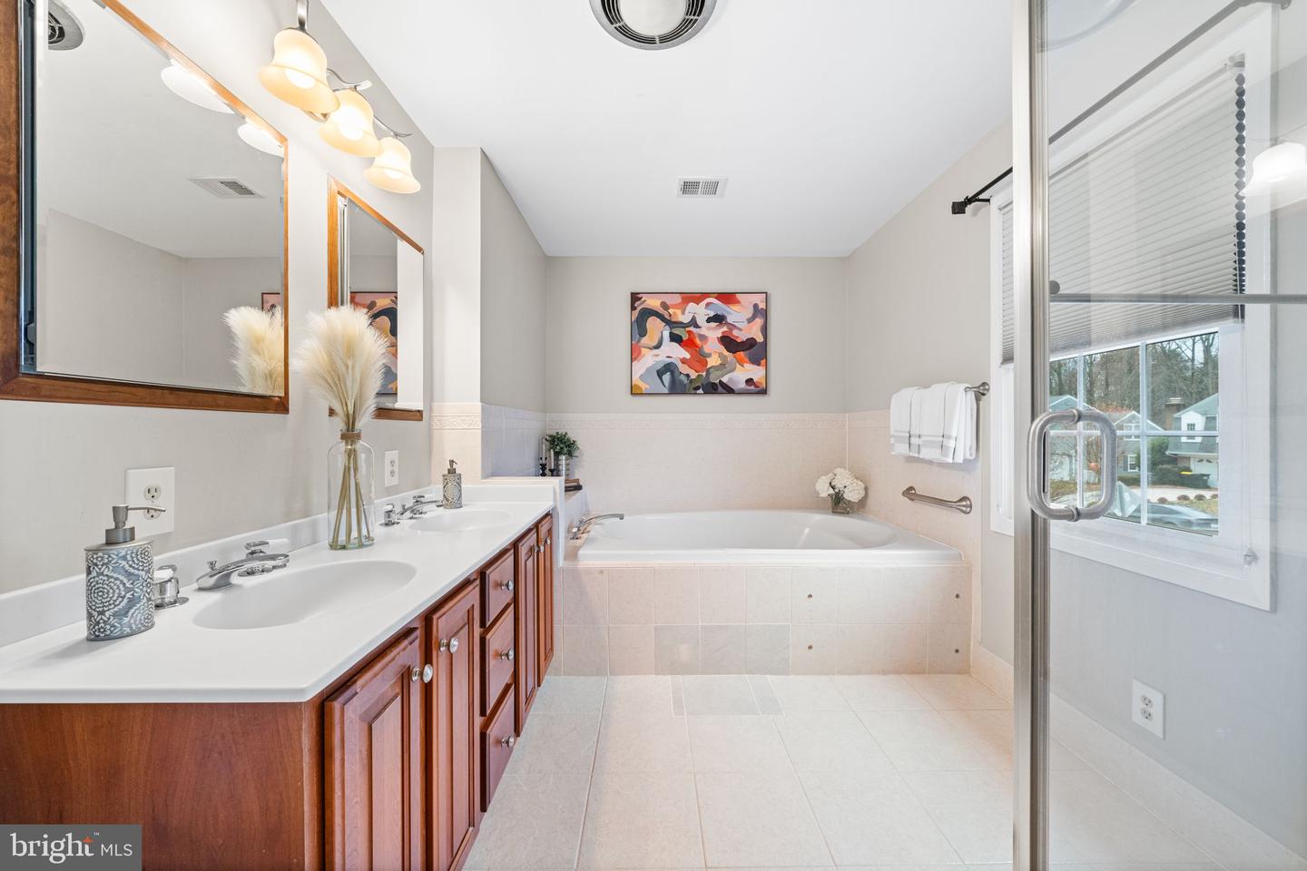 5254 QUEENS WOOD DR, BURKE, Virginia 22015, 3 Bedrooms Bedrooms, ,2 BathroomsBathrooms,Residential,For sale,5254 QUEENS WOOD DR,VAFX2279076 MLS # VAFX2279076 5254 QUEENS WOOD DR, BURKE, Virginia 22015, 3 Bedrooms Bedrooms, ,2 BathroomsBathrooms,Residential,For sale,5254 QUEENS WOOD DR,VAFX2279076 MLS # VAFX2279076