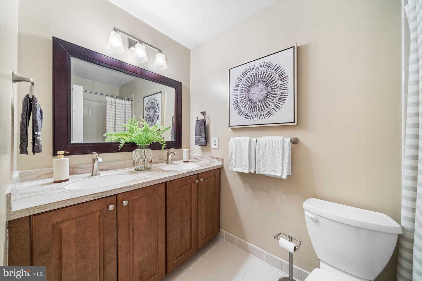 5254 QUEENS WOOD DR, BURKE, Virginia 22015, 3 Bedrooms Bedrooms, ,2 BathroomsBathrooms,Residential,For sale,5254 QUEENS WOOD DR,VAFX2279076 MLS # VAFX2279076 5254 QUEENS WOOD DR, BURKE, Virginia 22015, 3 Bedrooms Bedrooms, ,2 BathroomsBathrooms,Residential,For sale,5254 QUEENS WOOD DR,VAFX2279076 MLS # VAFX2279076