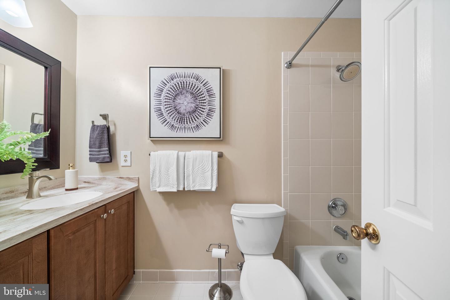 5254 QUEENS WOOD DR, BURKE, Virginia 22015, 3 Bedrooms Bedrooms, ,2 BathroomsBathrooms,Residential,For sale,5254 QUEENS WOOD DR,VAFX2279076 MLS # VAFX2279076 5254 QUEENS WOOD DR, BURKE, Virginia 22015, 3 Bedrooms Bedrooms, ,2 BathroomsBathrooms,Residential,For sale,5254 QUEENS WOOD DR,VAFX2279076 MLS # VAFX2279076