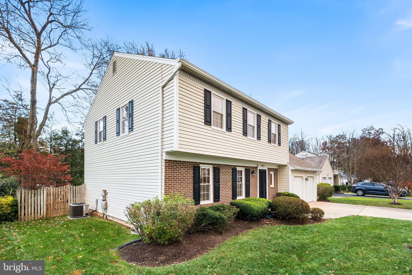 5254 QUEENS WOOD DR, BURKE, Virginia 22015, 3 Bedrooms Bedrooms, ,2 BathroomsBathrooms,Residential,For sale,5254 QUEENS WOOD DR,VAFX2279076 MLS # VAFX2279076 5254 QUEENS WOOD DR, BURKE, Virginia 22015, 3 Bedrooms Bedrooms, ,2 BathroomsBathrooms,Residential,For sale,5254 QUEENS WOOD DR,VAFX2279076 MLS # VAFX2279076