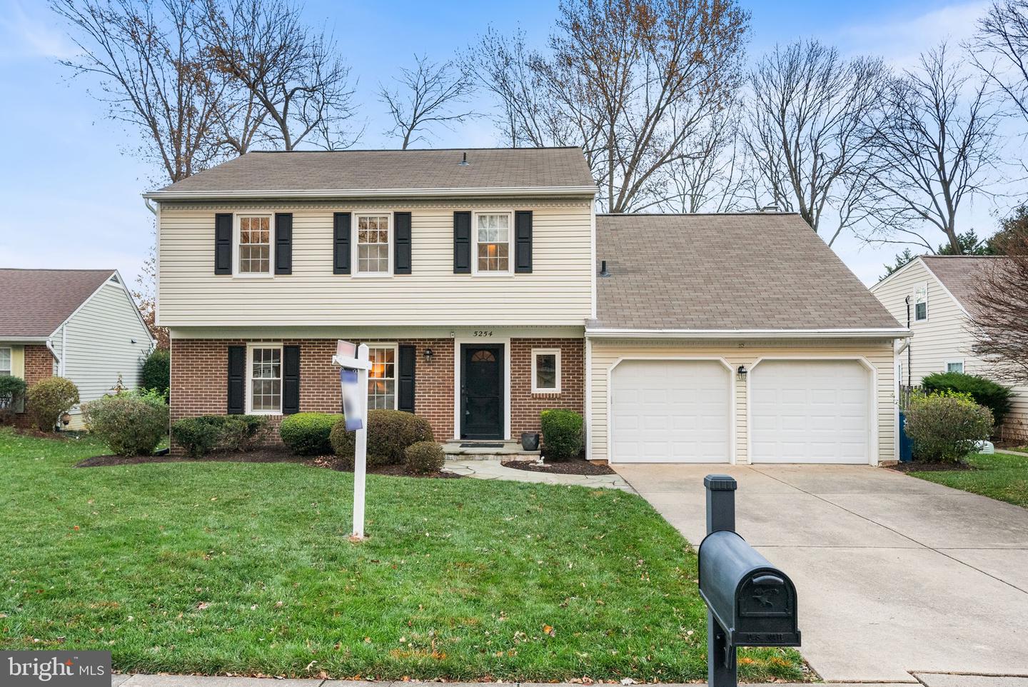 5254 QUEENS WOOD DR, BURKE, Virginia 22015, 3 Bedrooms Bedrooms, ,2 BathroomsBathrooms,Residential,For sale,5254 QUEENS WOOD DR,VAFX2279076 MLS # VAFX2279076 5254 QUEENS WOOD DR, BURKE, Virginia 22015, 3 Bedrooms Bedrooms, ,2 BathroomsBathrooms,Residential,For sale,5254 QUEENS WOOD DR,VAFX2279076 MLS # VAFX2279076