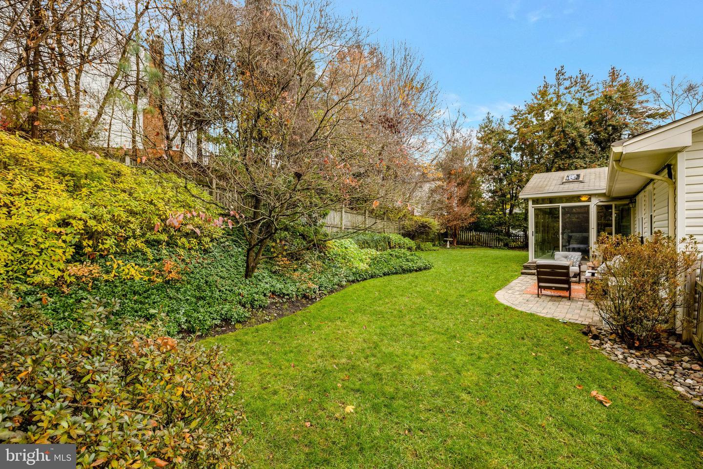 9527 CENTER ST, VIENNA, Virginia 22181, 4 Bedrooms Bedrooms, ,2 BathroomsBathrooms,Residential,For sale,9527 CENTER ST,VAFX2279092 MLS # VAFX2279092